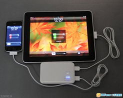 全新現(xiàn)貨多功能充電器 5000mAh大容量，雙USB輸出，純白設(shè)計，支持多設(shè)備同時快充，包郵速達